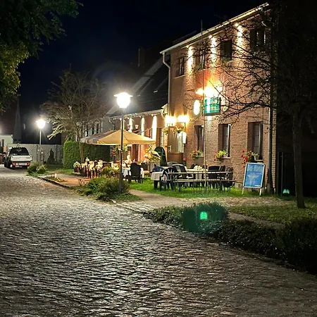 & Storchennest 招待所 Gross Quassow