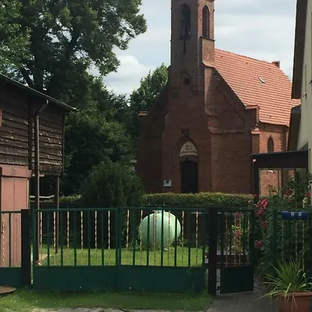 & Storchennest Pensionat Gross Quassow