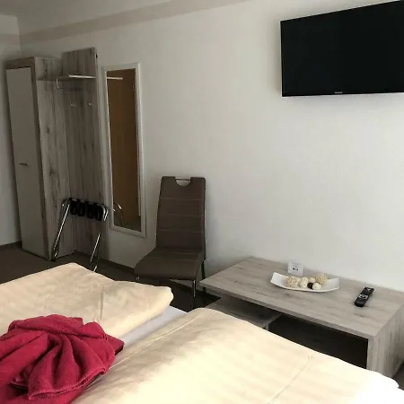 & Storchennest Gross Quassow